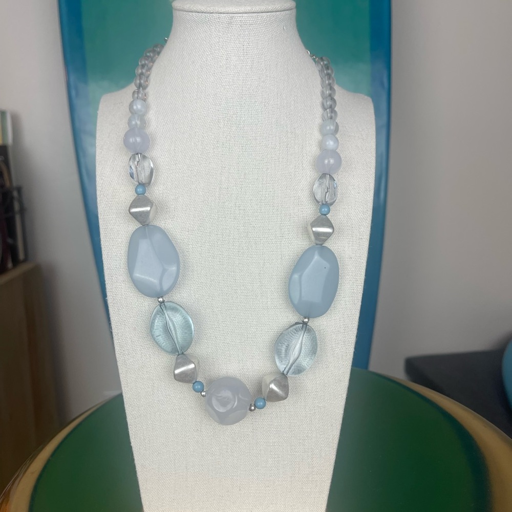 ✨ NY Silver & Blue Statement Beaded Necklace ✨